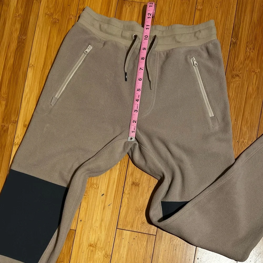 ALO Yoga Polar Fleece Jogger in Gravel Anthracite Size S - Picture 13 of 16